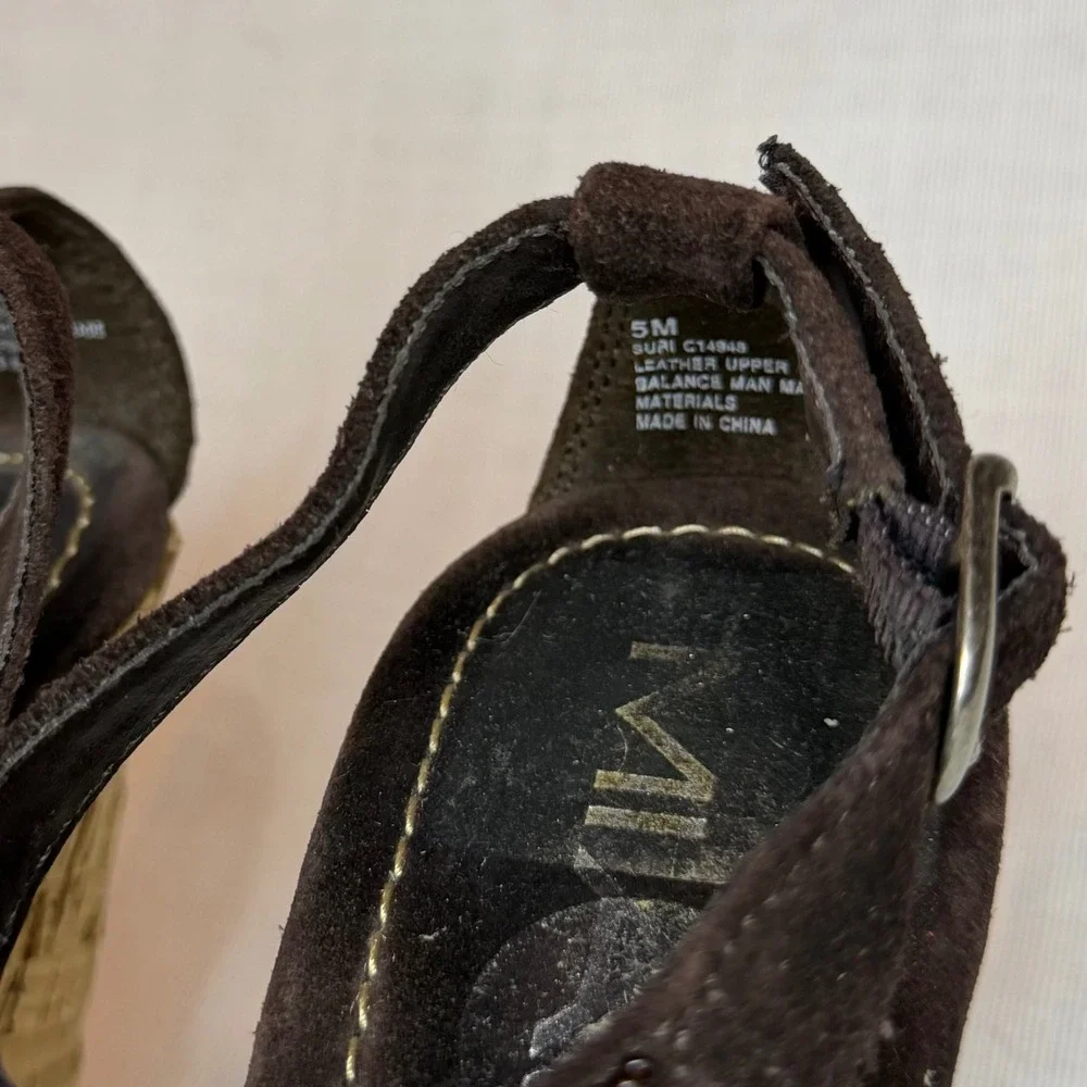 Vintage Y2K 90's MIA Suri Brown Suede Beaded Cork Wedge Platform Sandals 5M Boho